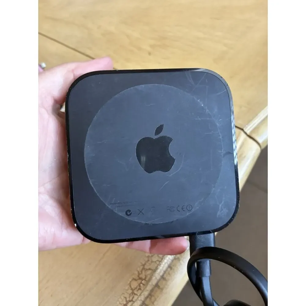 Apple TV 3rd Generation 8GB HD Media Streamer A1469 NO REMOTE